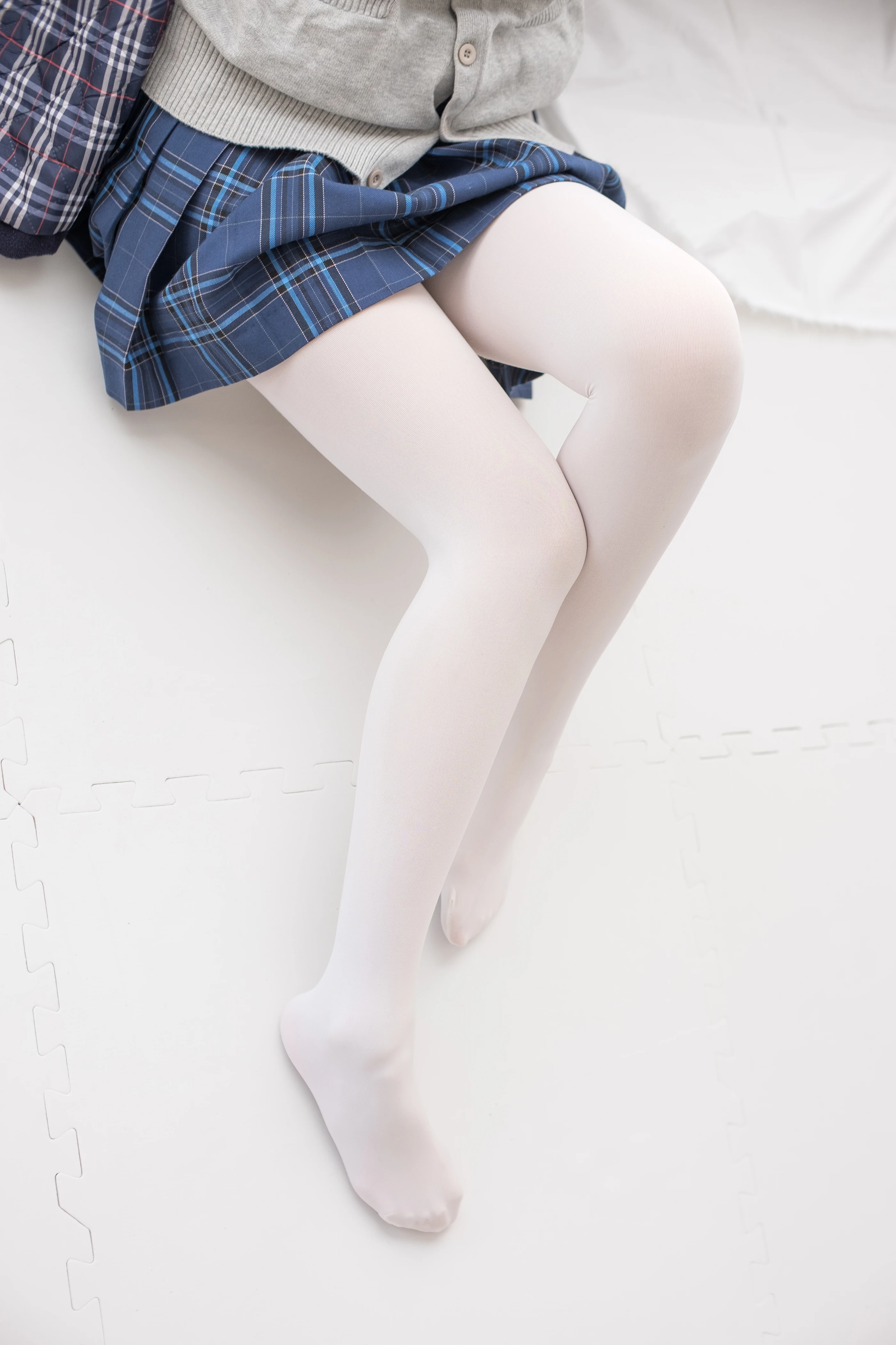 森萝财团 R15-047 [114P]插图1